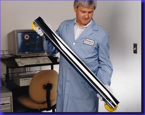 1 Meter Long Internally Water-Cooled Silicon Conical Tangential Bendable Mirror